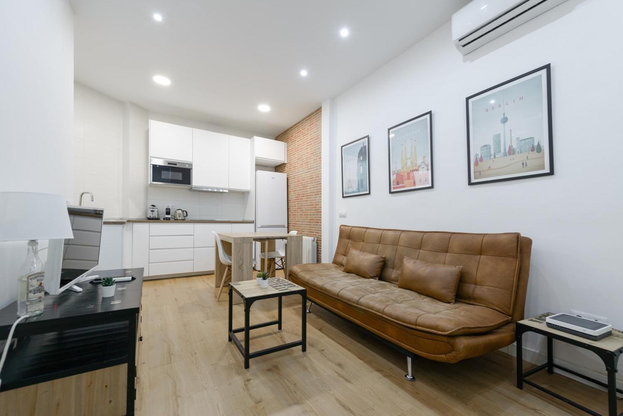 شقة Avila Calle, Precioso Estudio En Santiago Bernabeu-Estrecho En Segundo Piso Sin Ascensor مدريد المظهر الخارجي الصورة